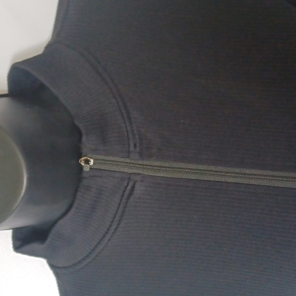 OQQ Sexy Bodycon Dress, ribbed, front zip, fits like medium, but sz says xl - Picture 2 of 5